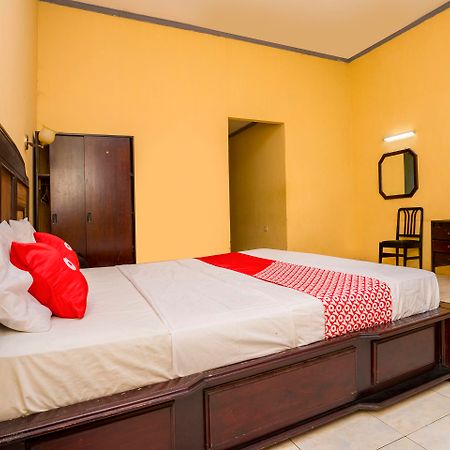 Oyo 1989 Hotel Pelangi Harapan Samarinda Ngoại thất bức ảnh
