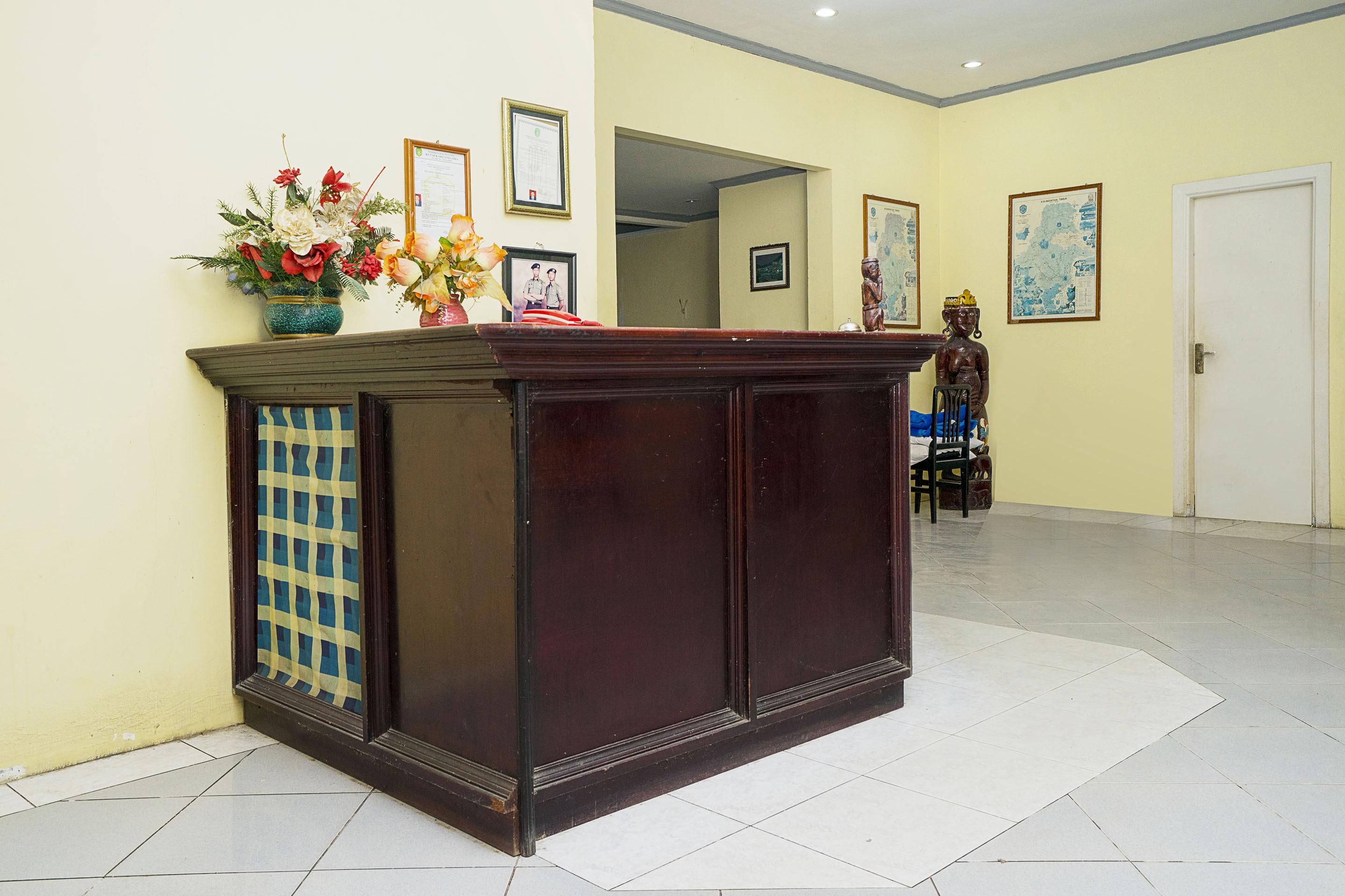 Oyo 1989 Hotel Pelangi Harapan Samarinda Ngoại thất bức ảnh