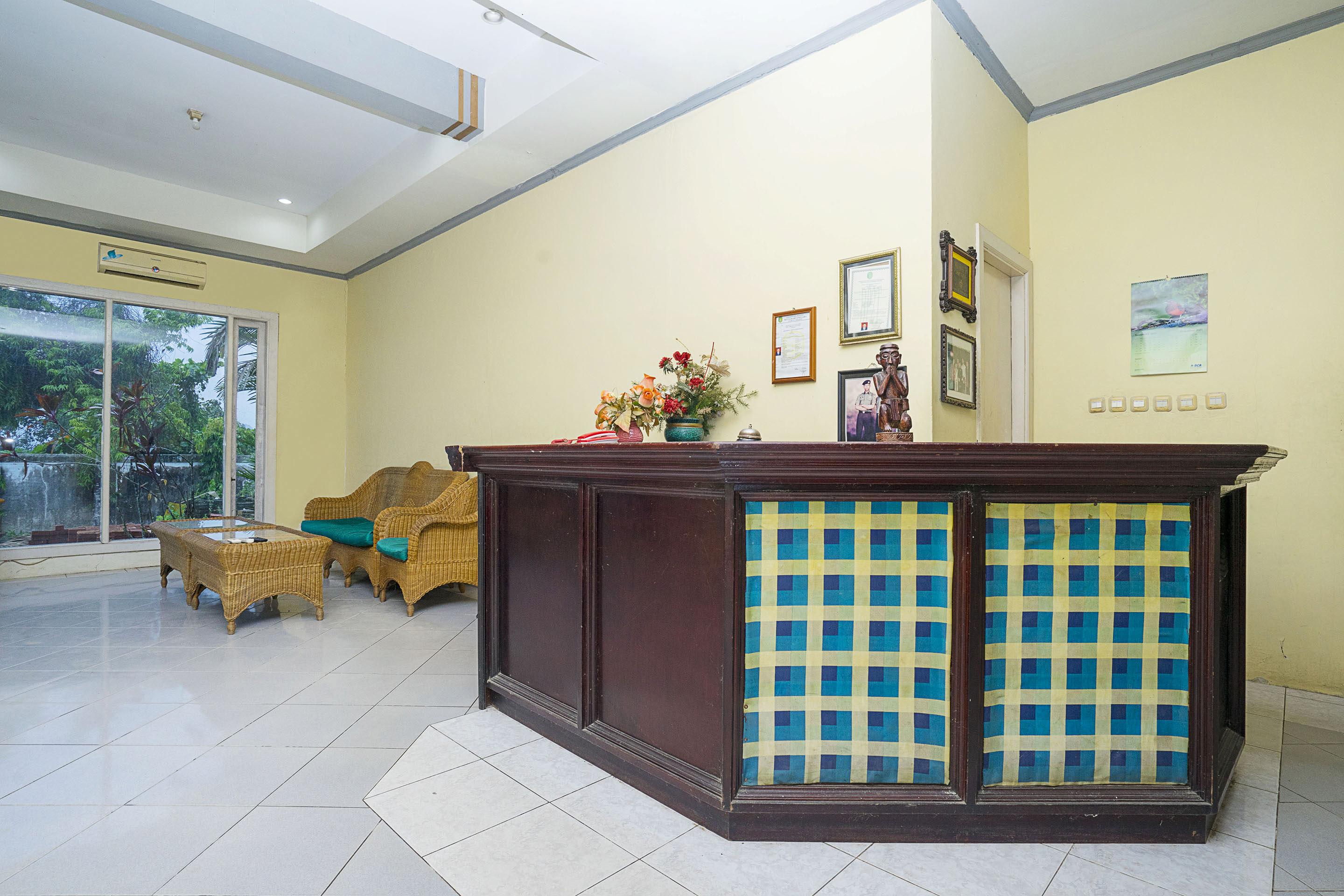 Oyo 1989 Hotel Pelangi Harapan Samarinda Ngoại thất bức ảnh