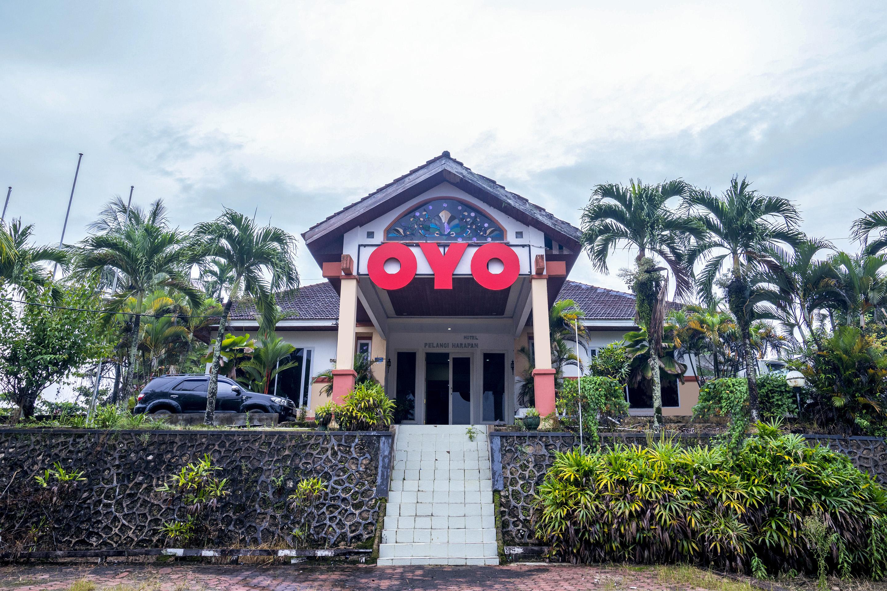 Oyo 1989 Hotel Pelangi Harapan Samarinda Ngoại thất bức ảnh